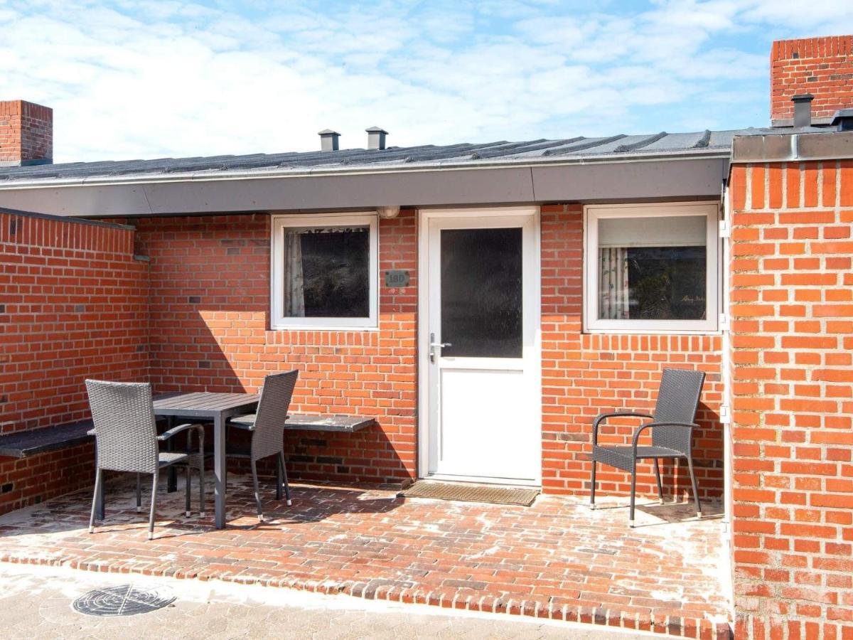 Two-Bedroom Holiday Home In Henne 7 Henne Strand Eksteriør bilde